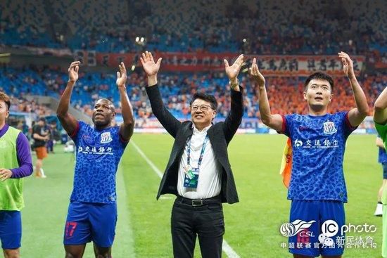 国米1-0领先博洛尼亚加时赛第21分钟，博洛尼亚的角球，利科扬尼斯开向后点，皮球在出底线前被勾了回来，别克马破门！